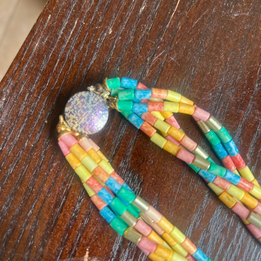 Vintage Multicolor Beaded Necklace - Picture 4 of 6